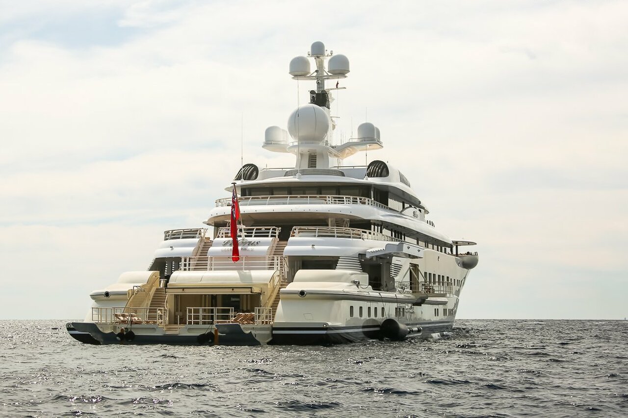 Yacht PELORUS • Superyacht Samuel Tak Lee $200M