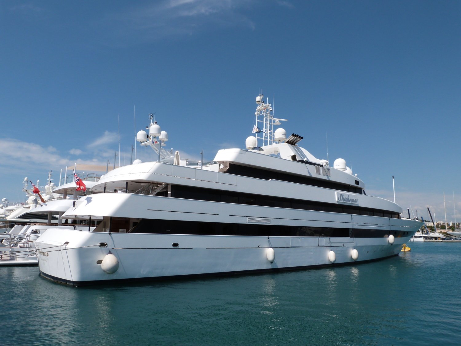 ibrahim al asmakh yacht