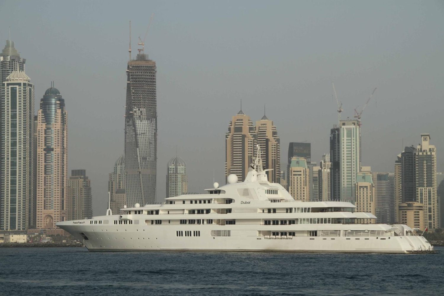 billionaire yacht dubai