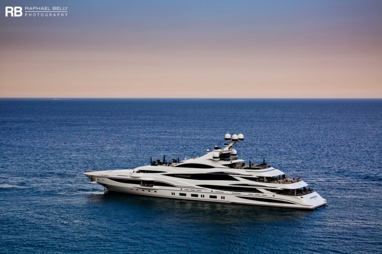 motor yacht lionheart owner