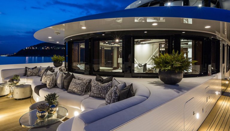 lionheart yacht inside