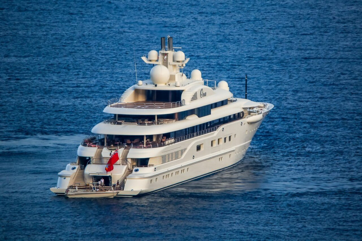 bahrain royal family yacht