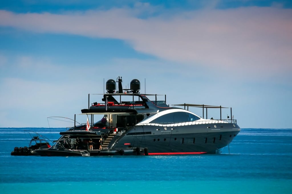 black legend yacht