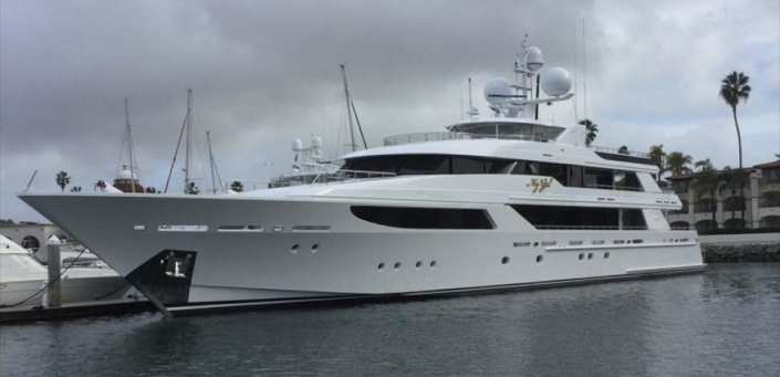 gary chouest yacht