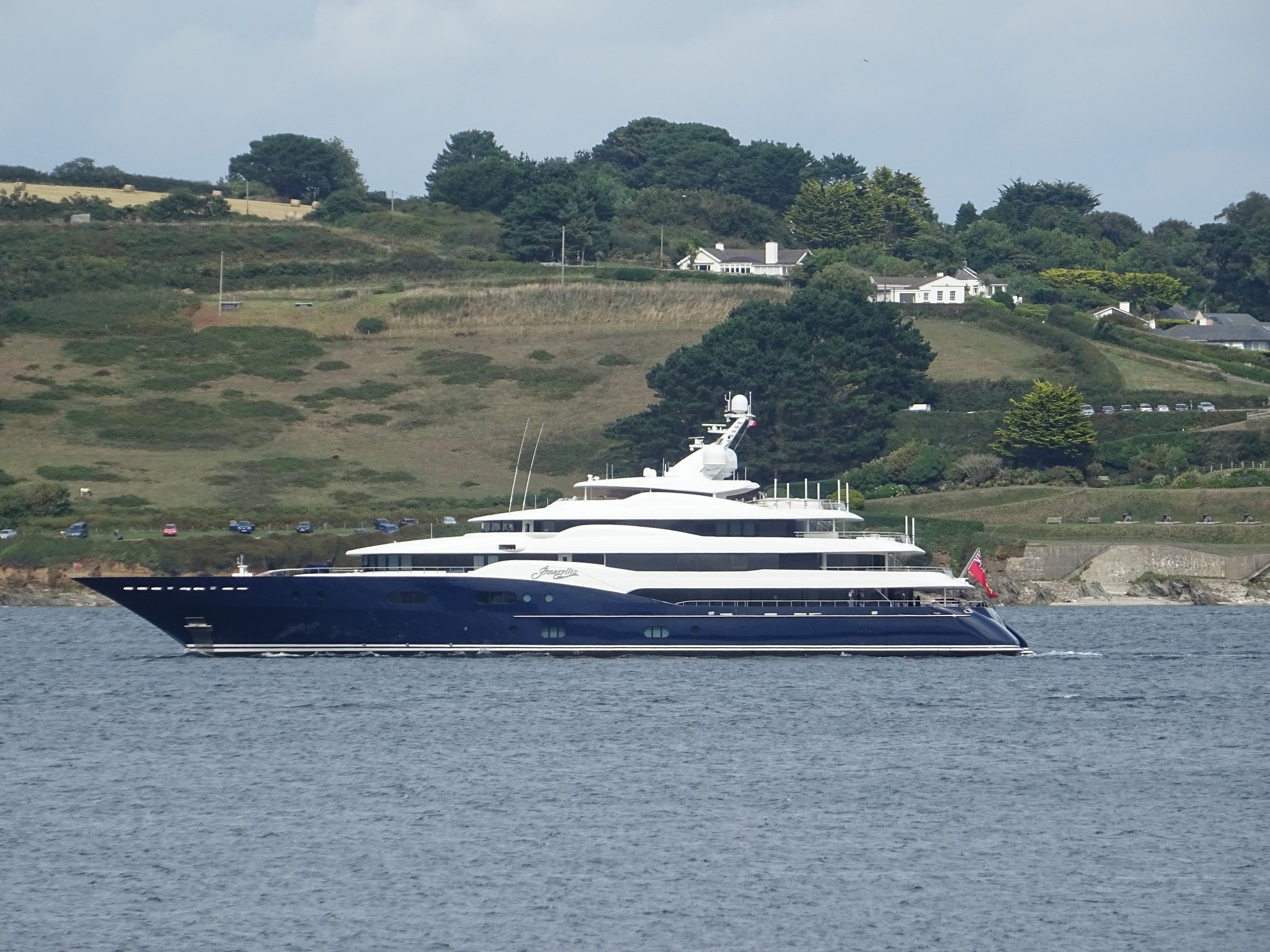 AMARYLLIS YACHT FOR CHARTER