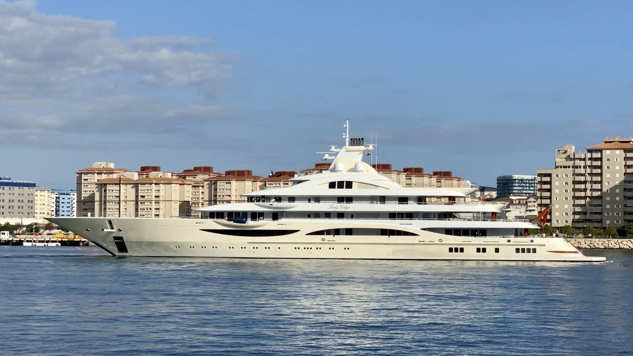 lady gulya yacht