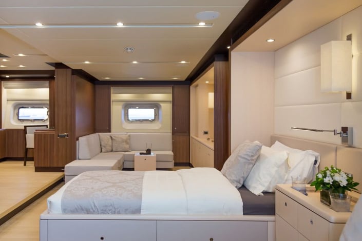 sea eagle 2 yacht interior