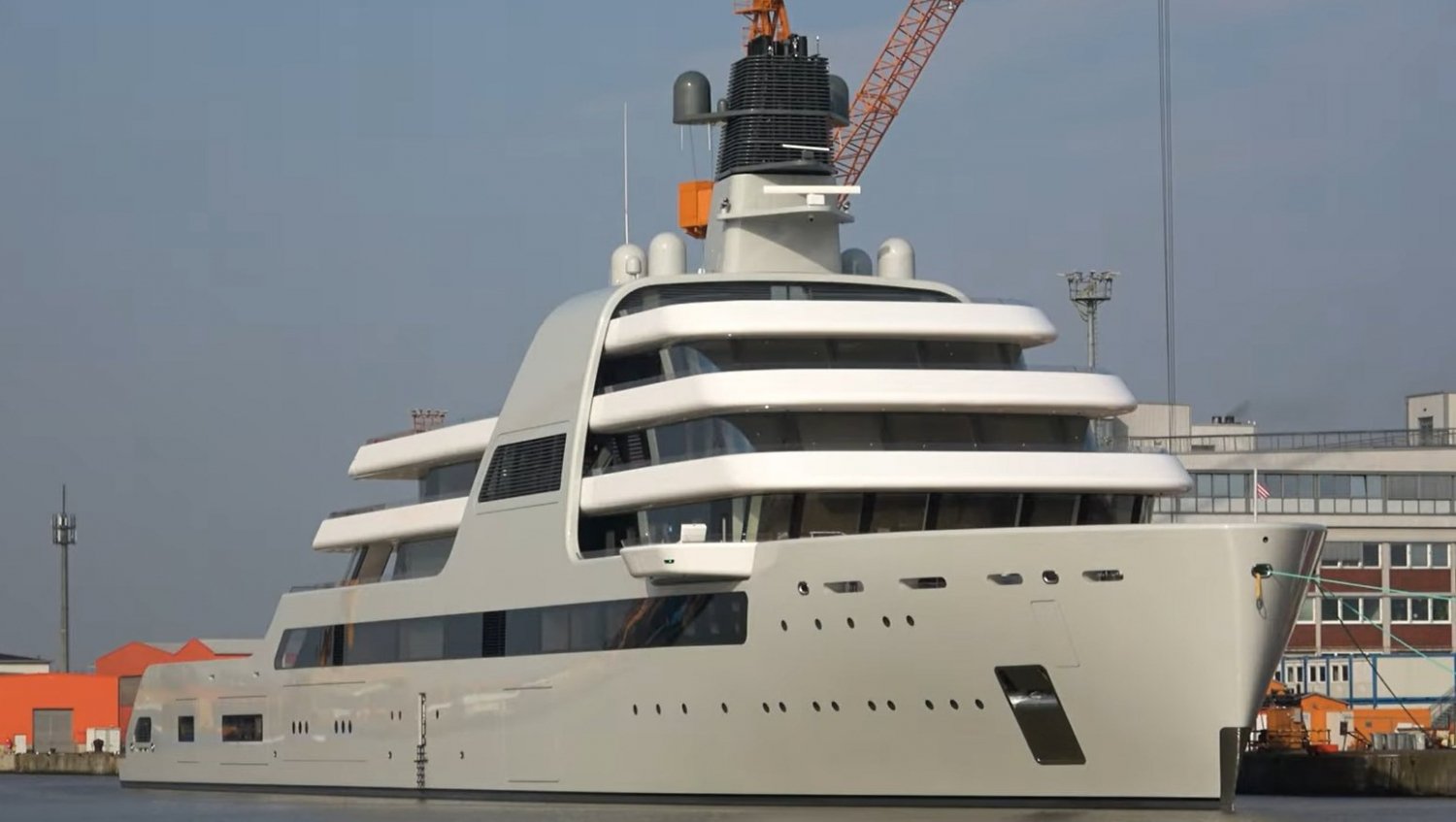 abramovich yacht solaris