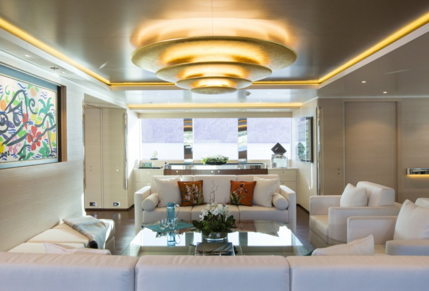 aquijo yacht interior