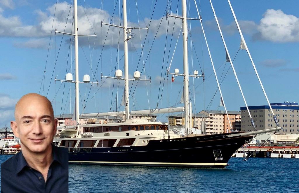 Yacht, c'è il Symphony, del proprietario di Louis Vuitton