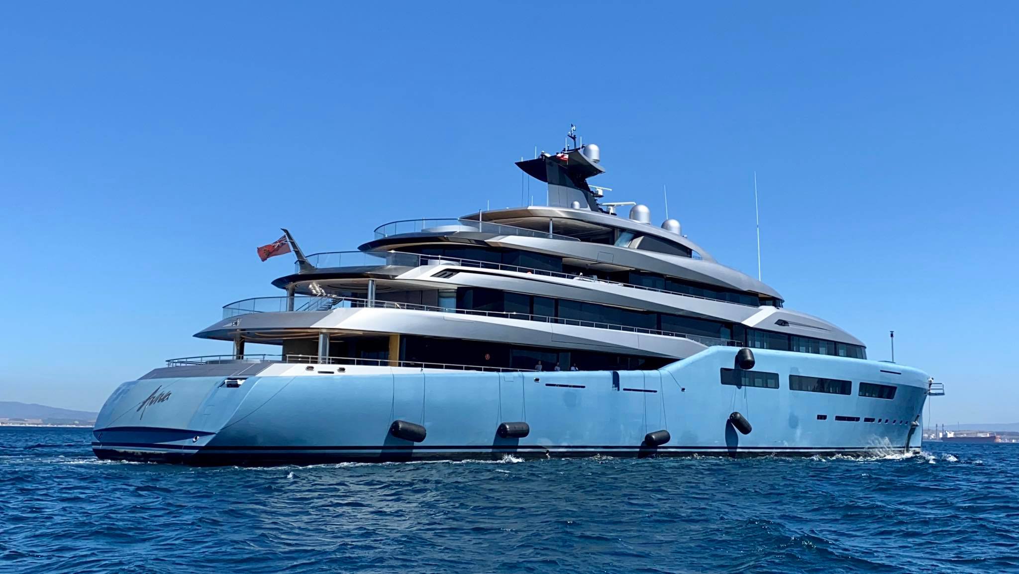 yacht aviva proprietario