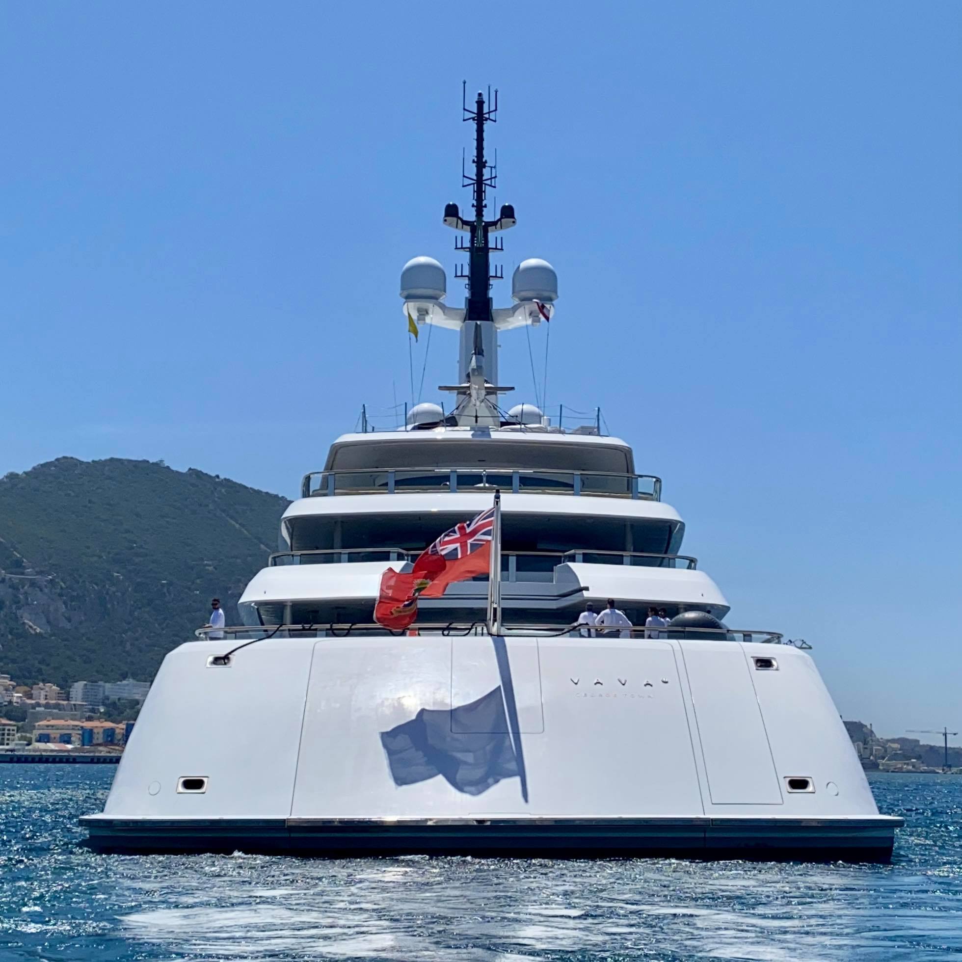 who owns vava yacht