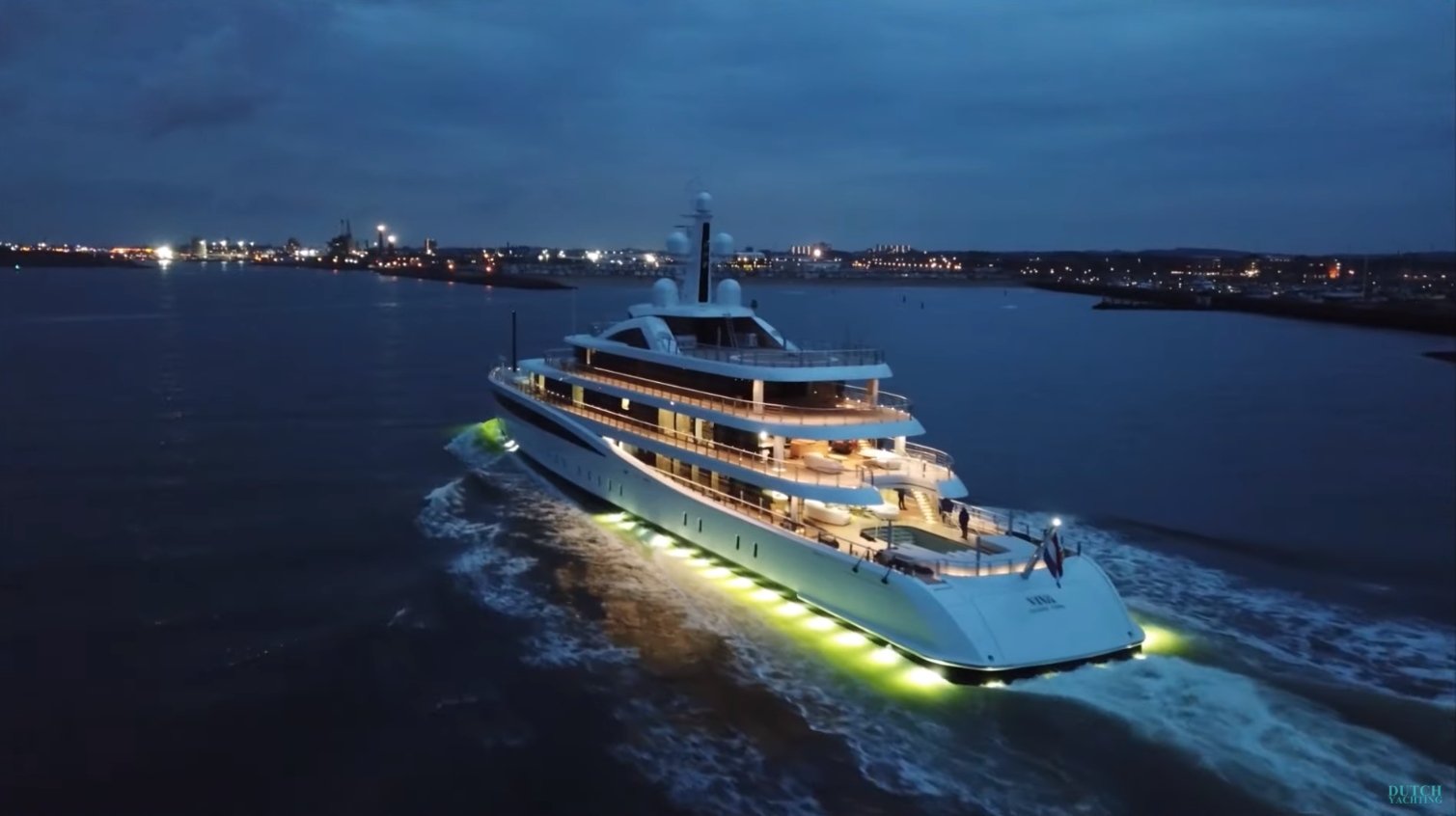 Viva Yacht, 94m Feadship