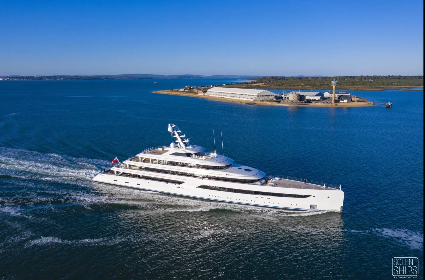 Yacht Zen • Feadship • 2021 • Foto e video