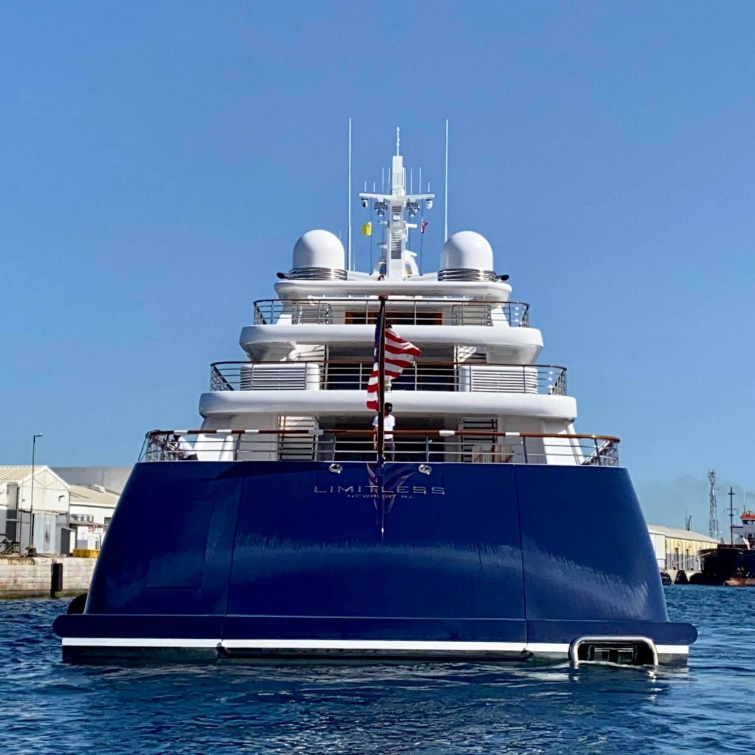 yacht limitless owner