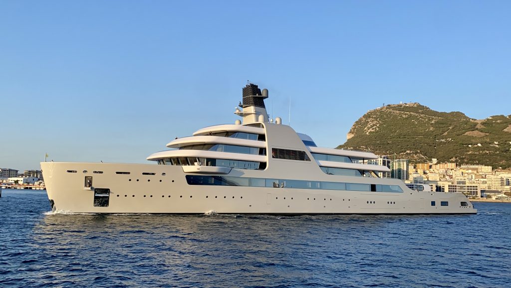 Yacht Solaris • Lloyd Werft • 2021 • Photos & Video