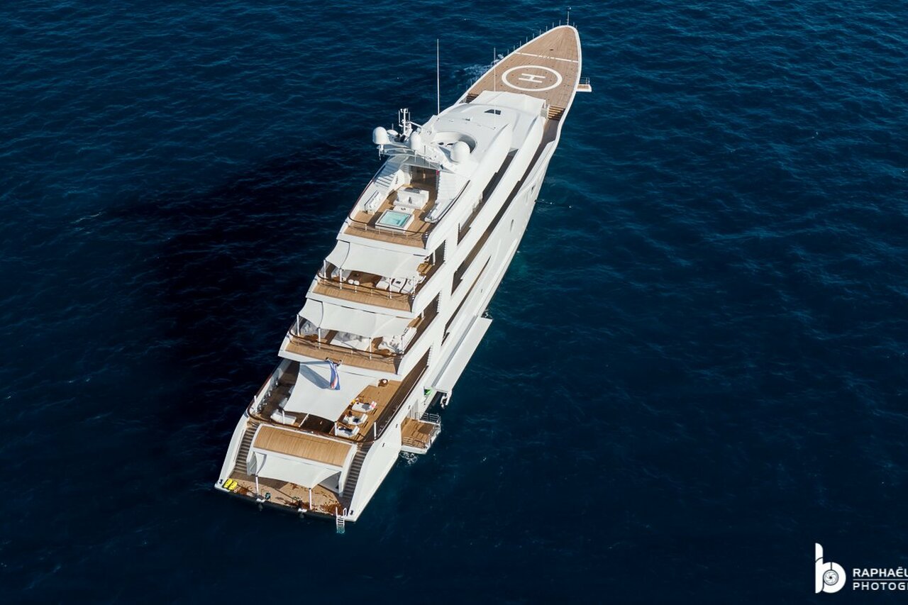 Feadship 95m hybrid superyacht BLISS hits the water