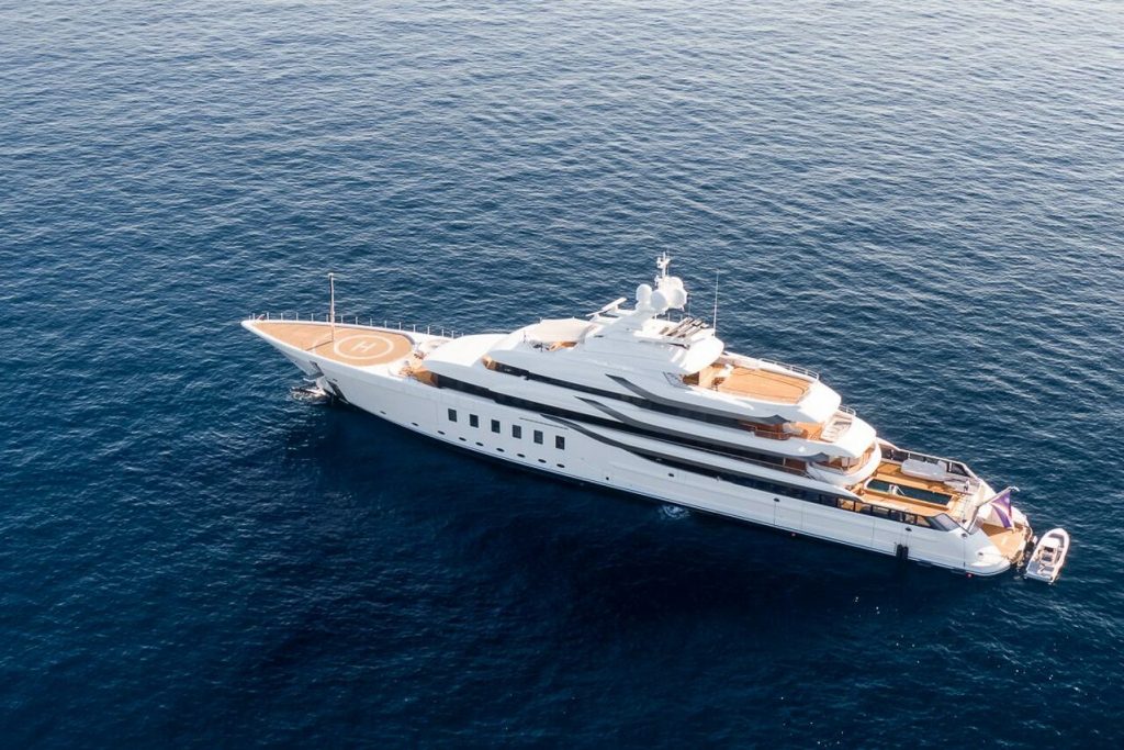 motor yacht madsummer owner