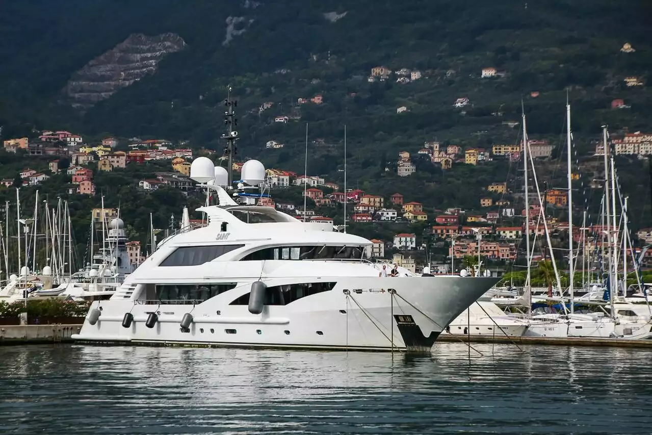 SAINT Yacht • ISA Yachts • 2012 • Proprietário Milionário Europeu