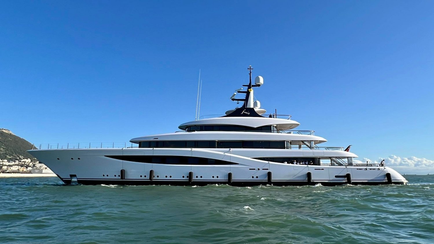 JUICE Yacht • Feadship • 2022 • Value $140 Million • Owner