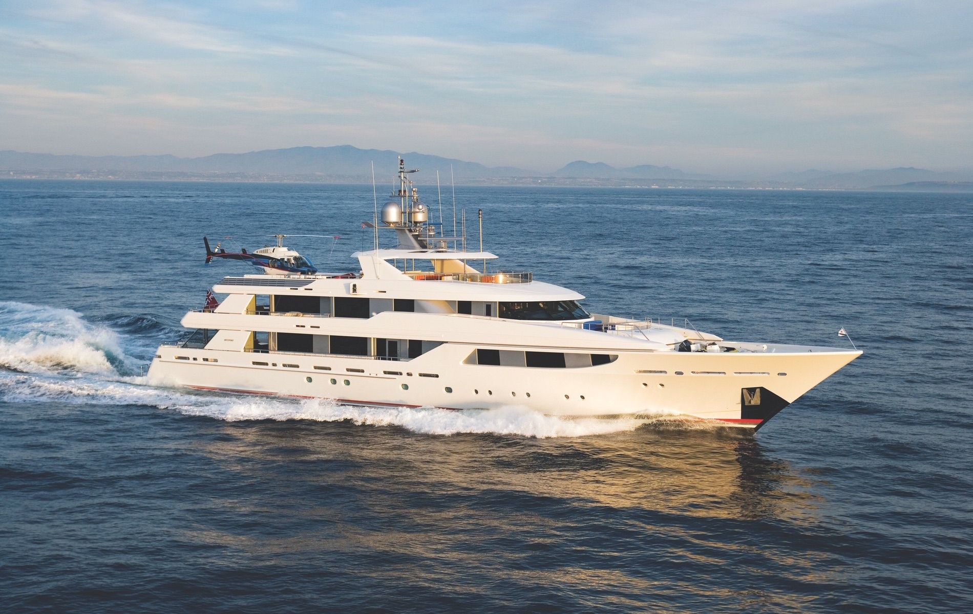 EVVIVA Yacht • John Orin Edson $30M Superyacht