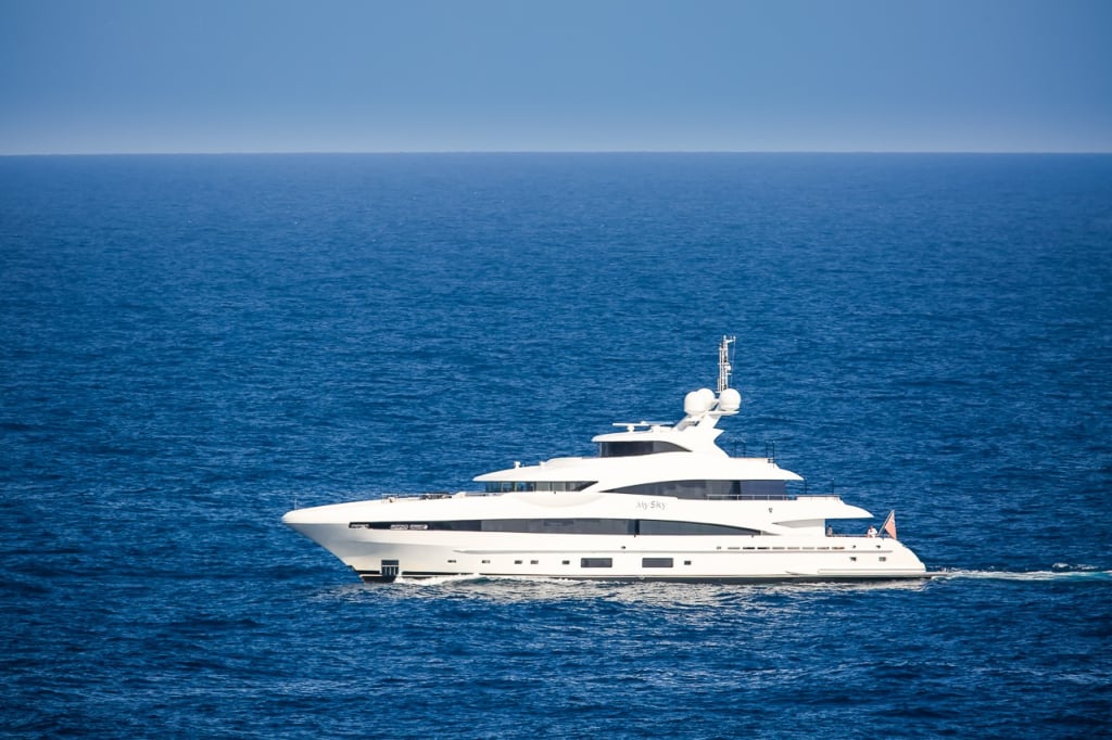 heesen yachts owner