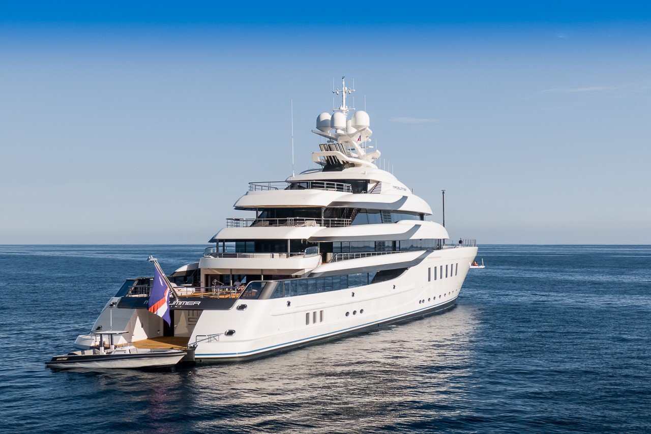 Who is the Owner of the yacht CC-Summer? Car dealer Terry Taylor