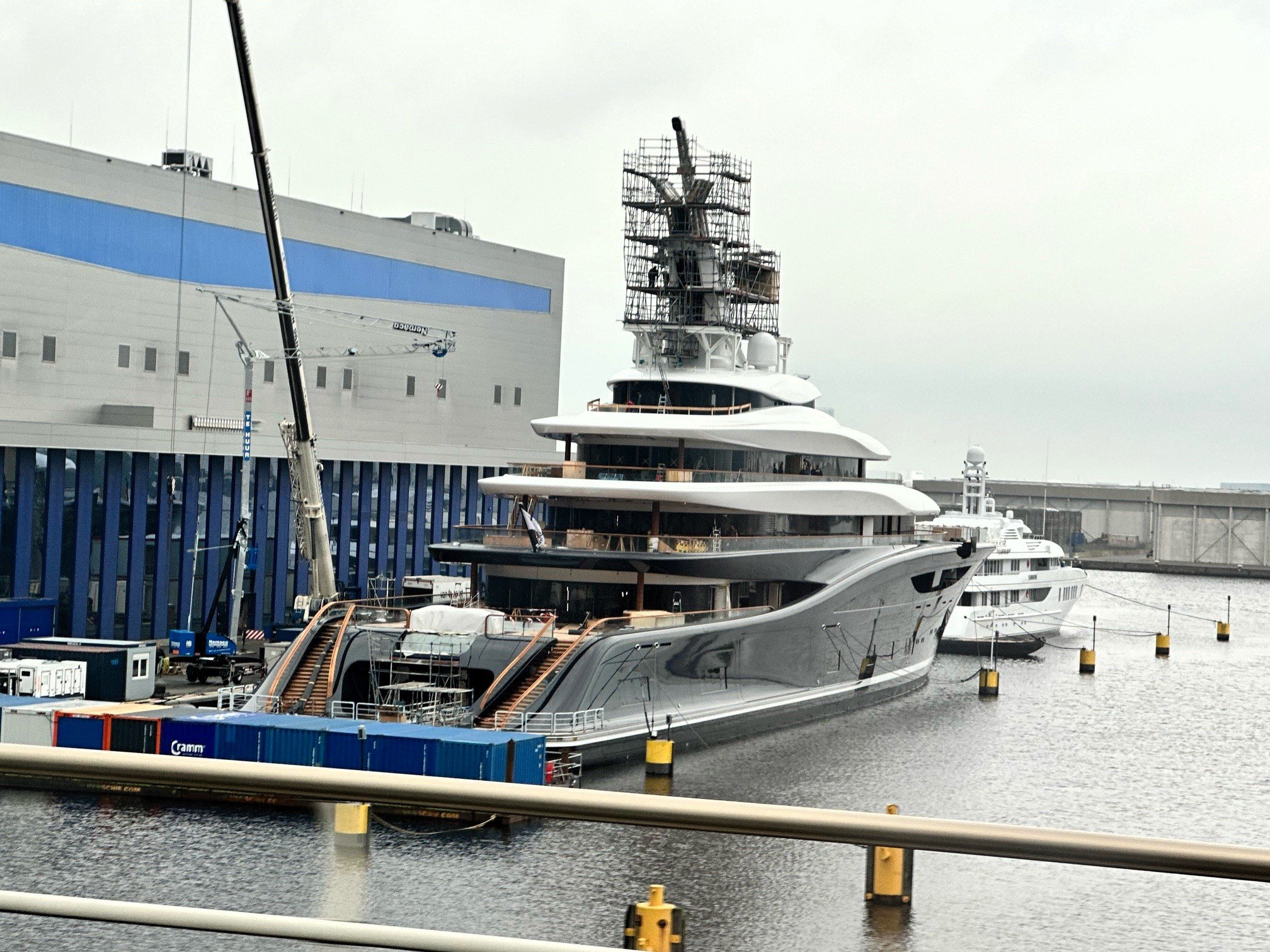 BILL GATES YACHT - $675 Million Liquid Hydrogen Powered SuperYacht