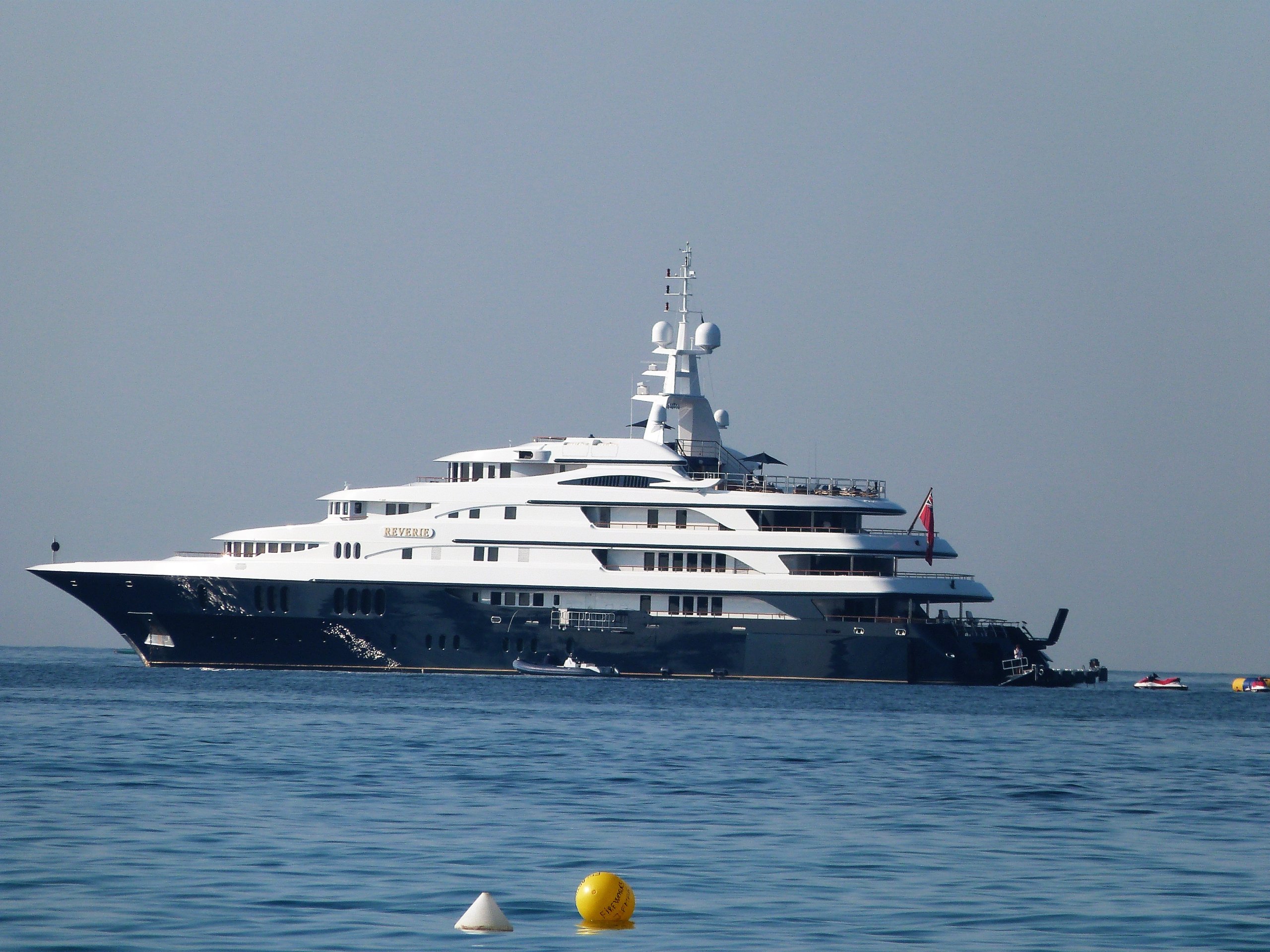 freedom benetti yacht owner