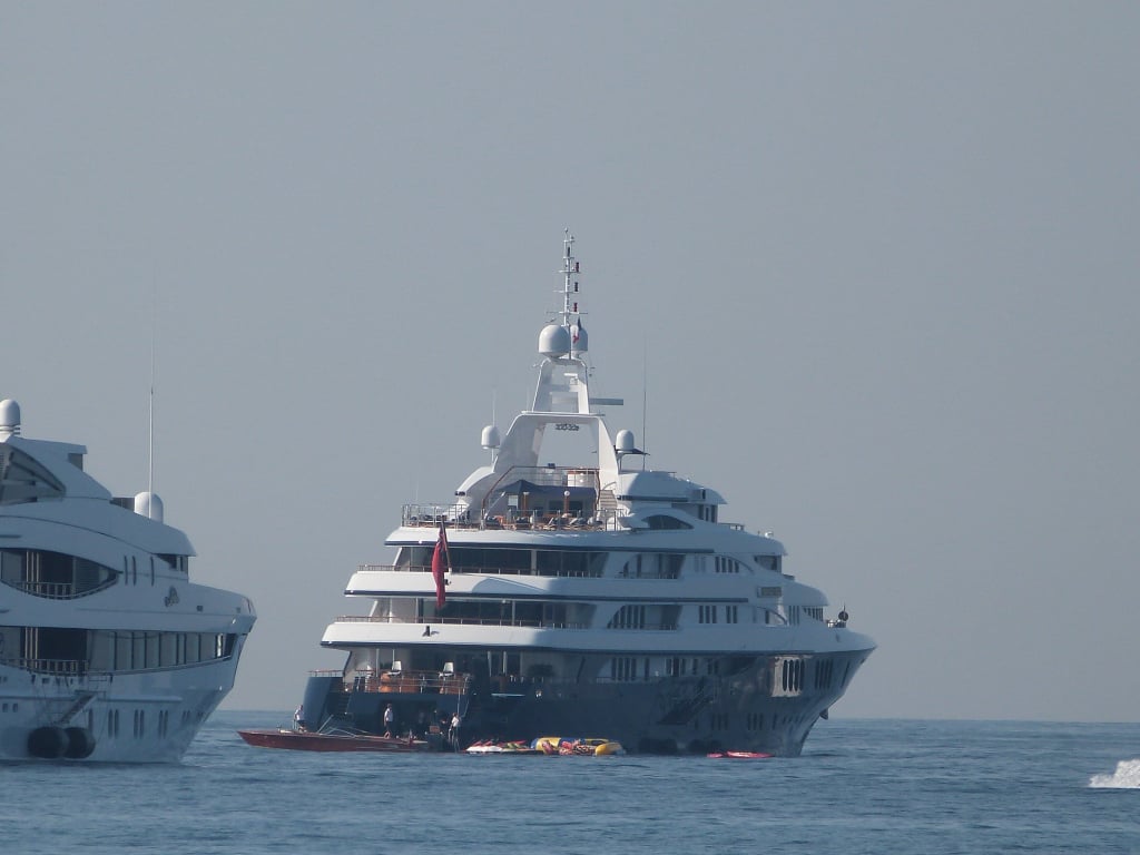 freedom benetti yacht owner